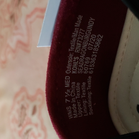 SO Seadragon Women's Flats. Burgundy. Wine. Ballerina Flats. Fancy. Girly - Picture 7 of 9